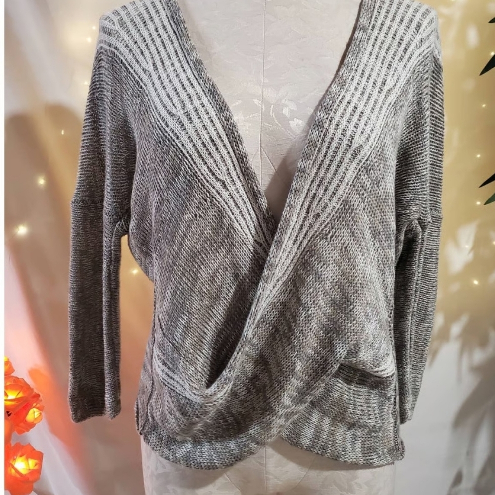 🦄Soft Surroundings V-Neck Sweater in Gray 100% Cotton Size M